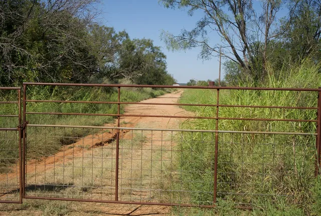 $866,875 | 2035 County Road, Rochelle, TX 76872