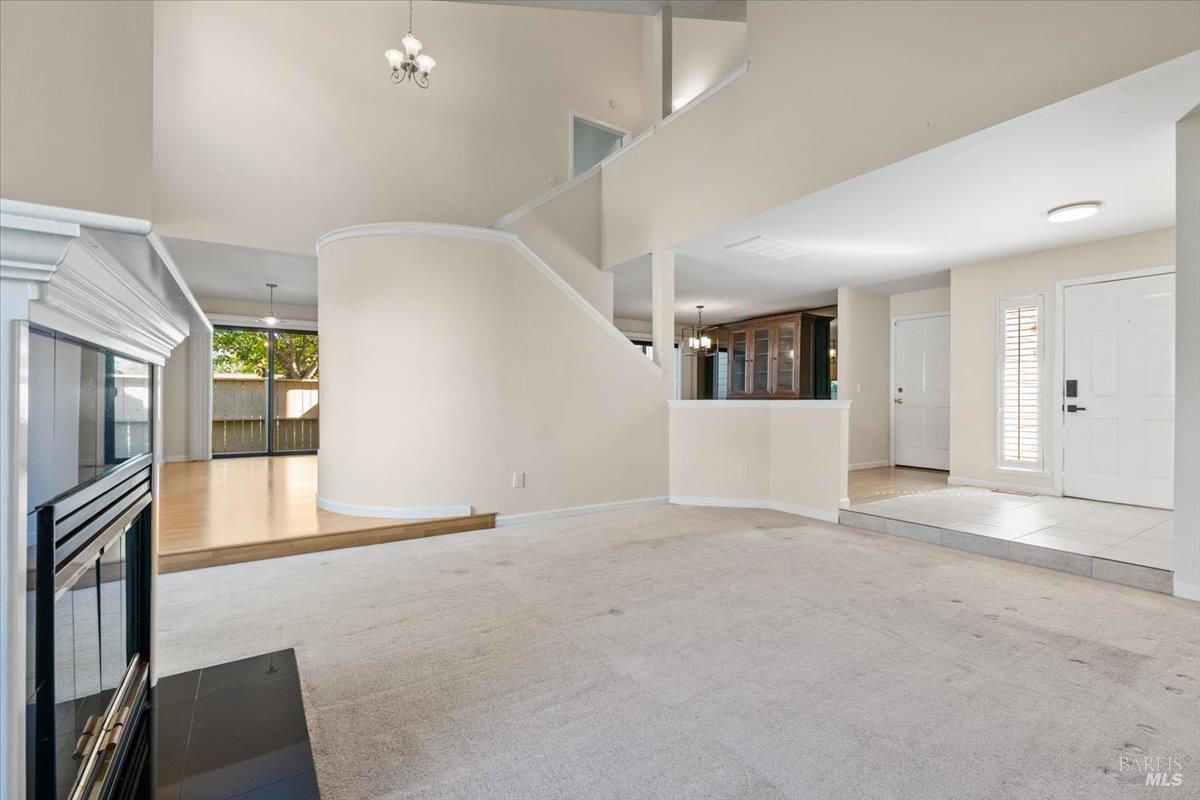 4736 Shade Tree Lane Santa Rosa, CA 95405 - Photo 8 of 46