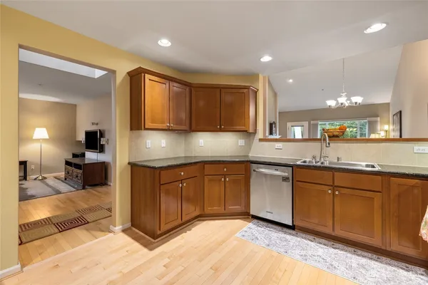 $499,950 | 906 72nd Street Southeast, Auburn, WA 98092