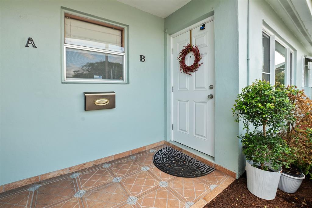 162 High Point Boulevard, Unit B Delray Beach, FL 33445 - Photo 19 of 25