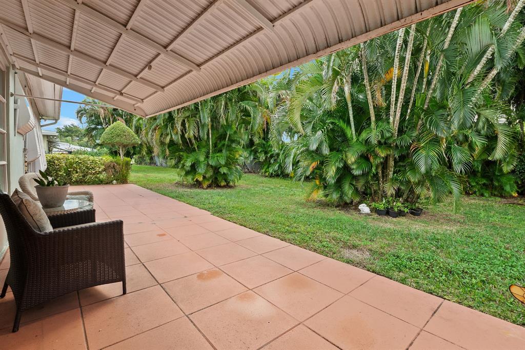 162 High Point Boulevard, Unit B Delray Beach, FL 33445 - Photo 21 of 25