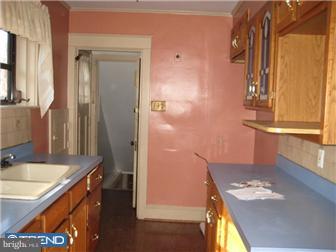 1 Mansfield Road Lansdowne, PA 19050 - Photo 10 of 12 Kitchen