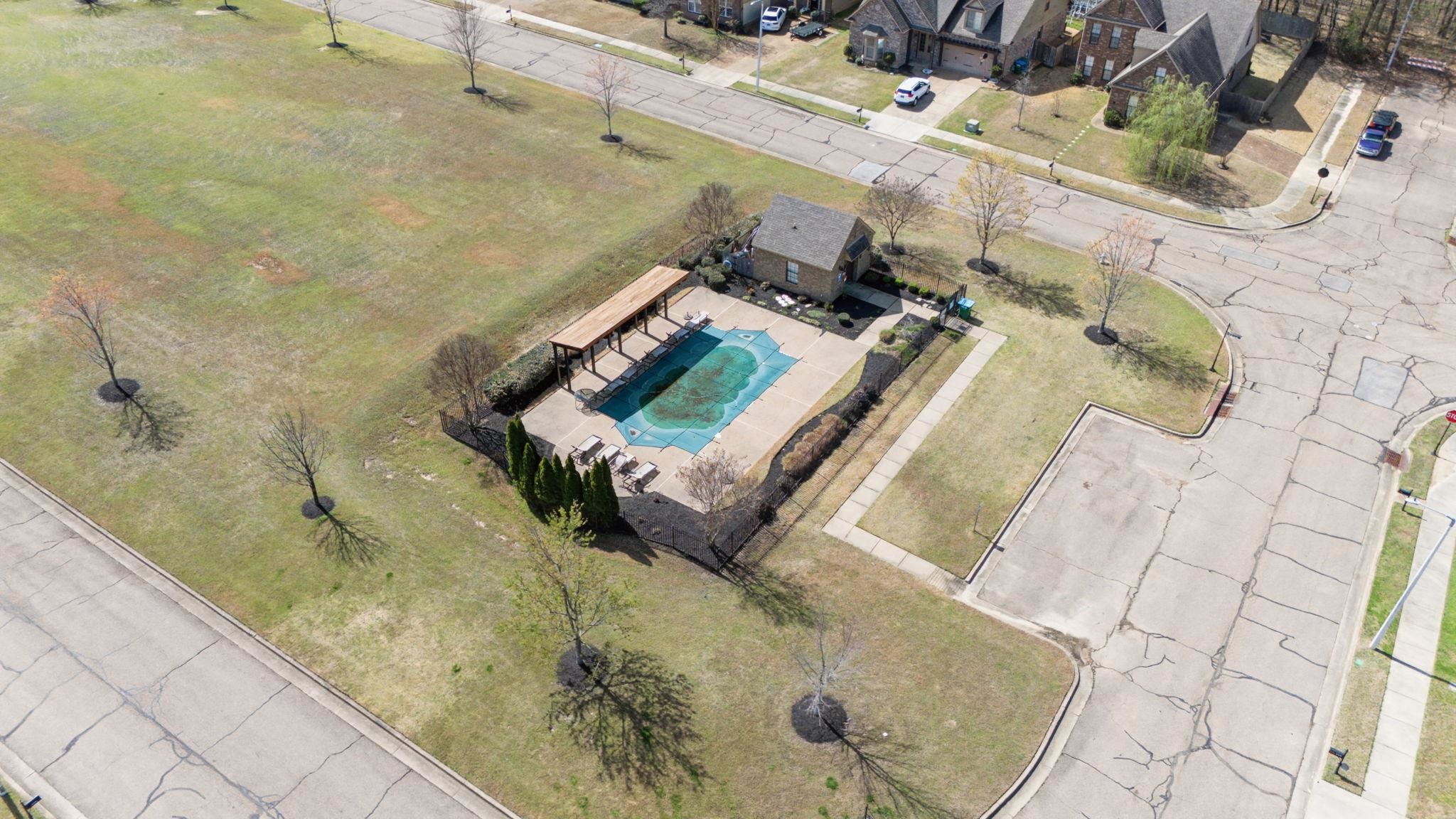 12436 Dusty Field Road Arlington, TN 38002 - Photo 38 of 40 Aerial view of a pool