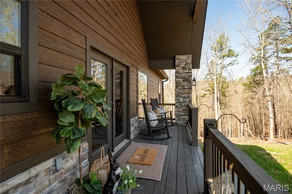 $529,000 | 422 Pea Vine Road, Van Buren, MO 63965