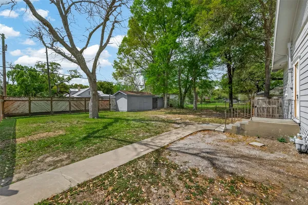 $1,550 | 2508 6th Street, Bay City, TX 77414