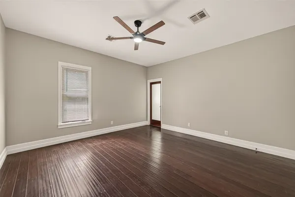 $1,550 | 2508 6th Street, Bay City, TX 77414