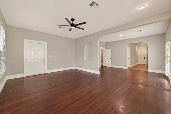 $1,550 | 2508 6th Street, Bay City, TX 77414