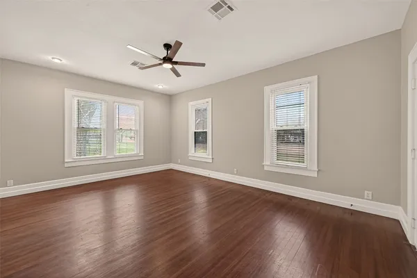 $1,550 | 2508 6th Street, Bay City, TX 77414