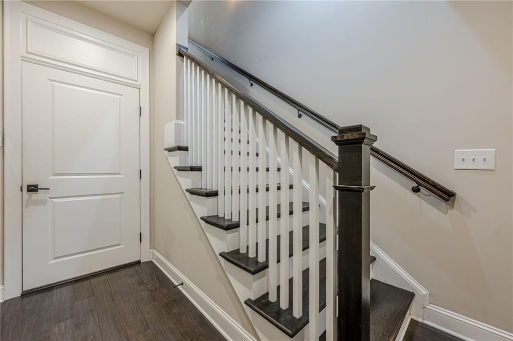 243 Franklin Road Atlanta, GA 30342 - Photo 5 of 37