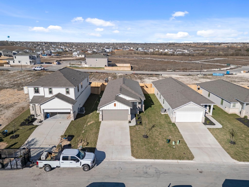 125 Hatari Trail Jarrell, TX 76537 - Photo 31 of 40 an aerial view of a