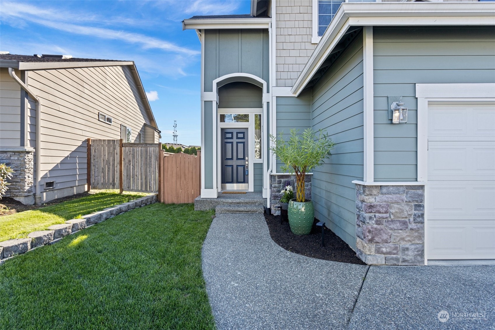 15426 43rd Avenue Southeast Bothell, WA 98012 - Photo 2 of 30 Gallery Image 2
