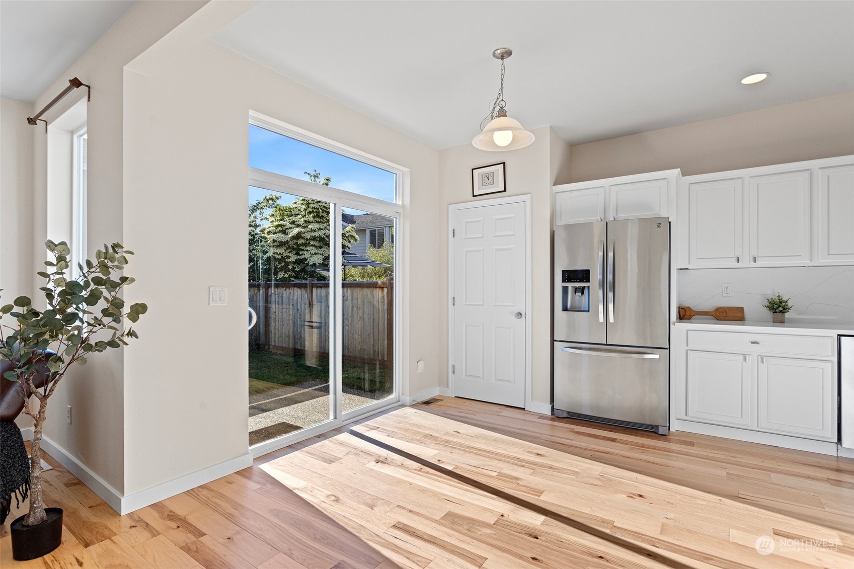 15426 43rd Avenue Southeast Bothell, WA 98012 - Photo 7 of 30 Gallery Image 7