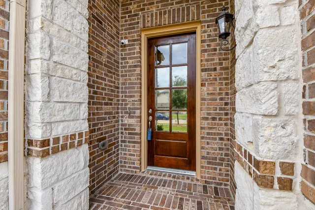 a view of a brick buildings