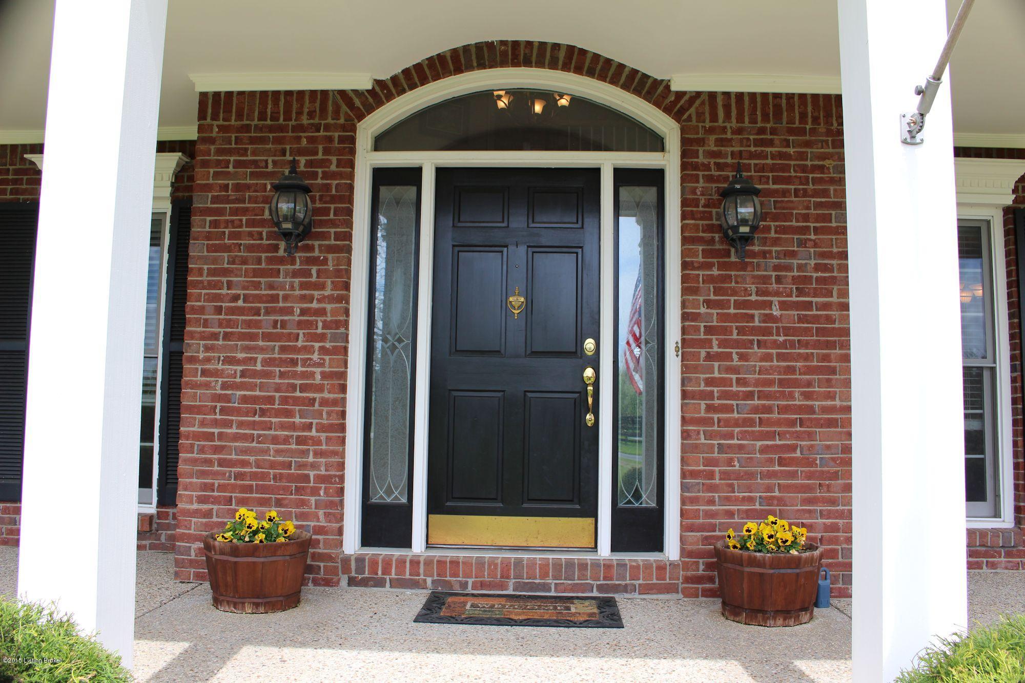 15601 Deer Run Road Louisville, KY 40299 - Photo 3 of 51 FrontDoor