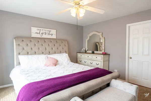 $420,000 | 2418 Montclair Lane, Montgomery, IL 60538