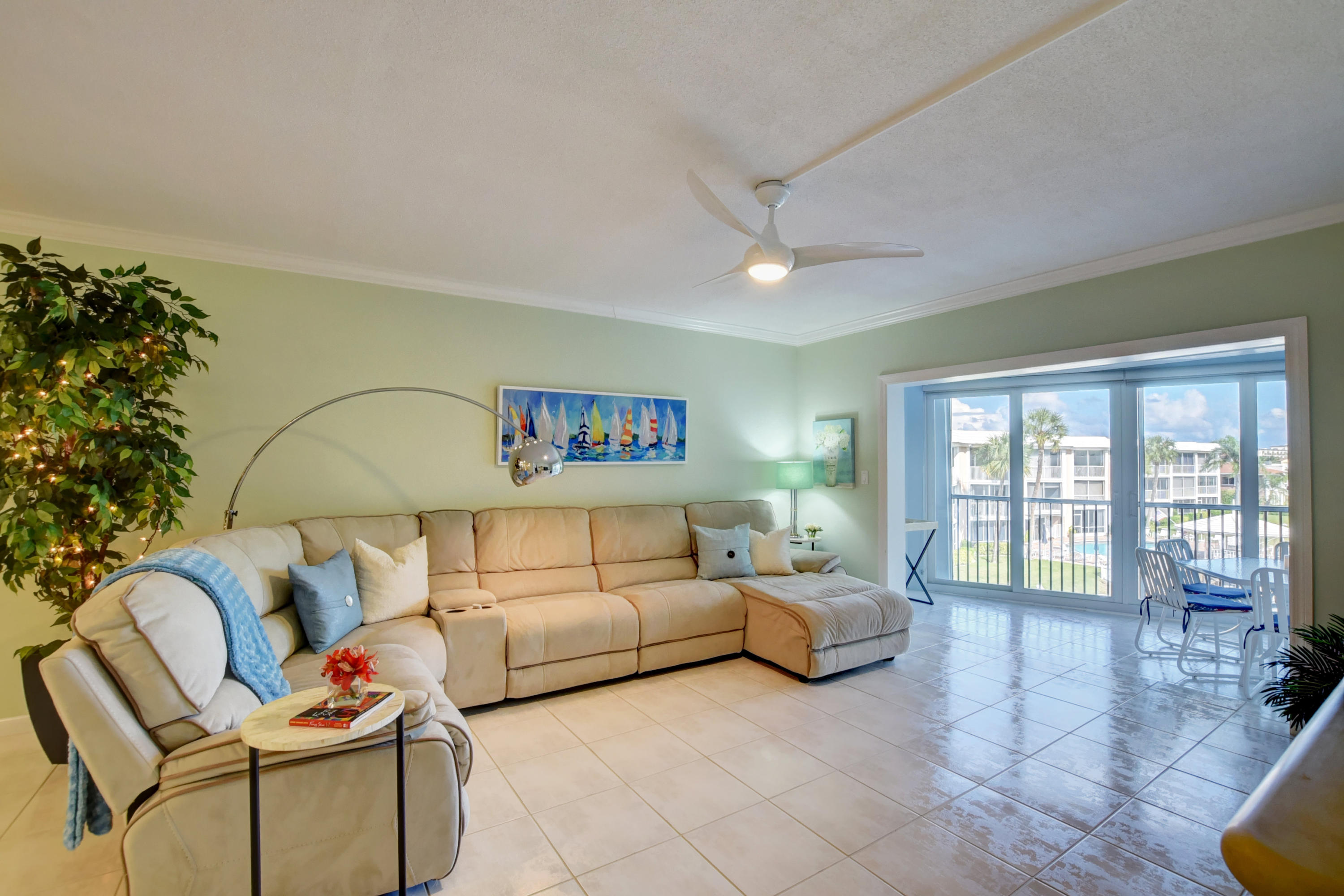 700 Harbour Drive, Unit 3350 Boca Raton, FL 33431 - Photo 16 of 37 living room