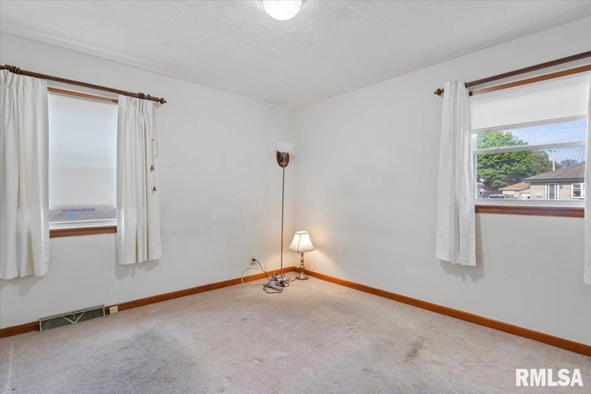 3601 East Hooker Street Springfield, IL 62703 - Photo 10 of 22 Gallery Image 10