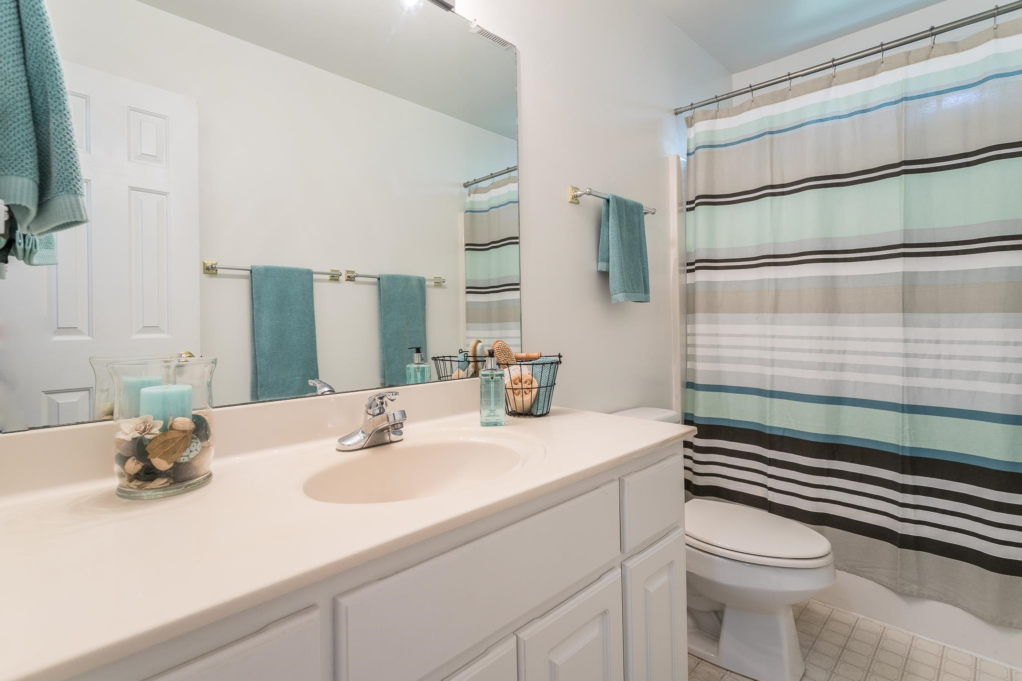 4811 Butler Street Durham, NC 27707 - Photo 23 of 34 Hall Full Bath