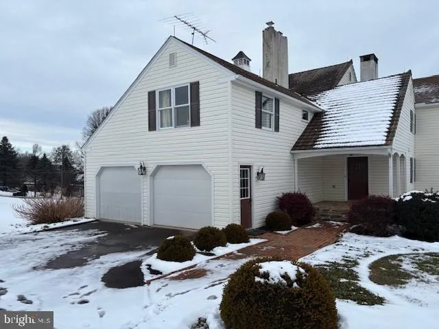 $2,600 | 574 Cinder Road, New Providence, PA 17560