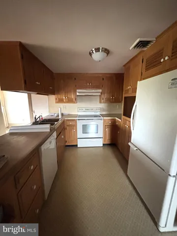 $2,600 | 574 Cinder Road, New Providence, PA 17560