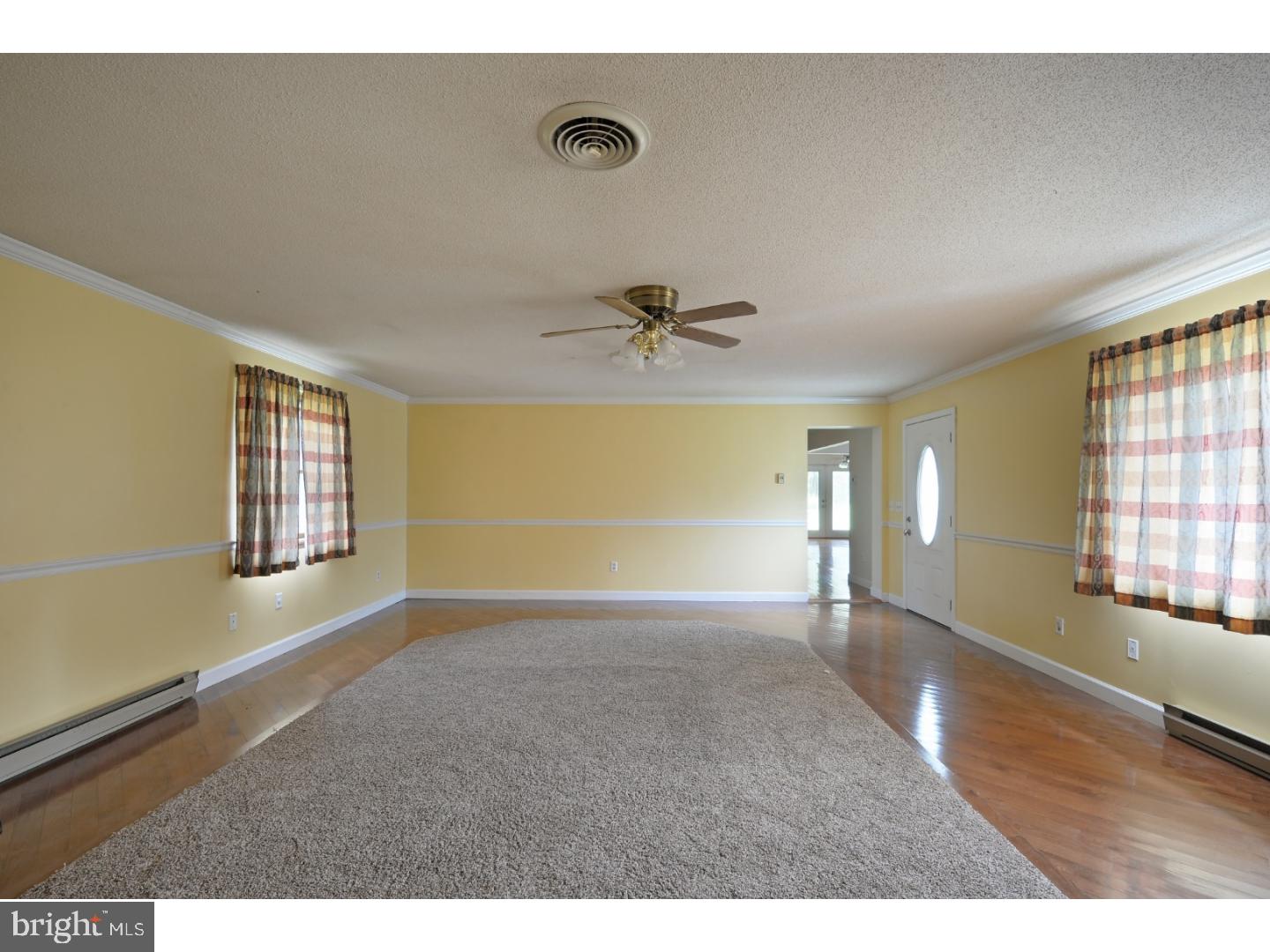 676 Jebb Road Camden Wyoming, DE 19934 - Photo 8 of 25 Living Room
