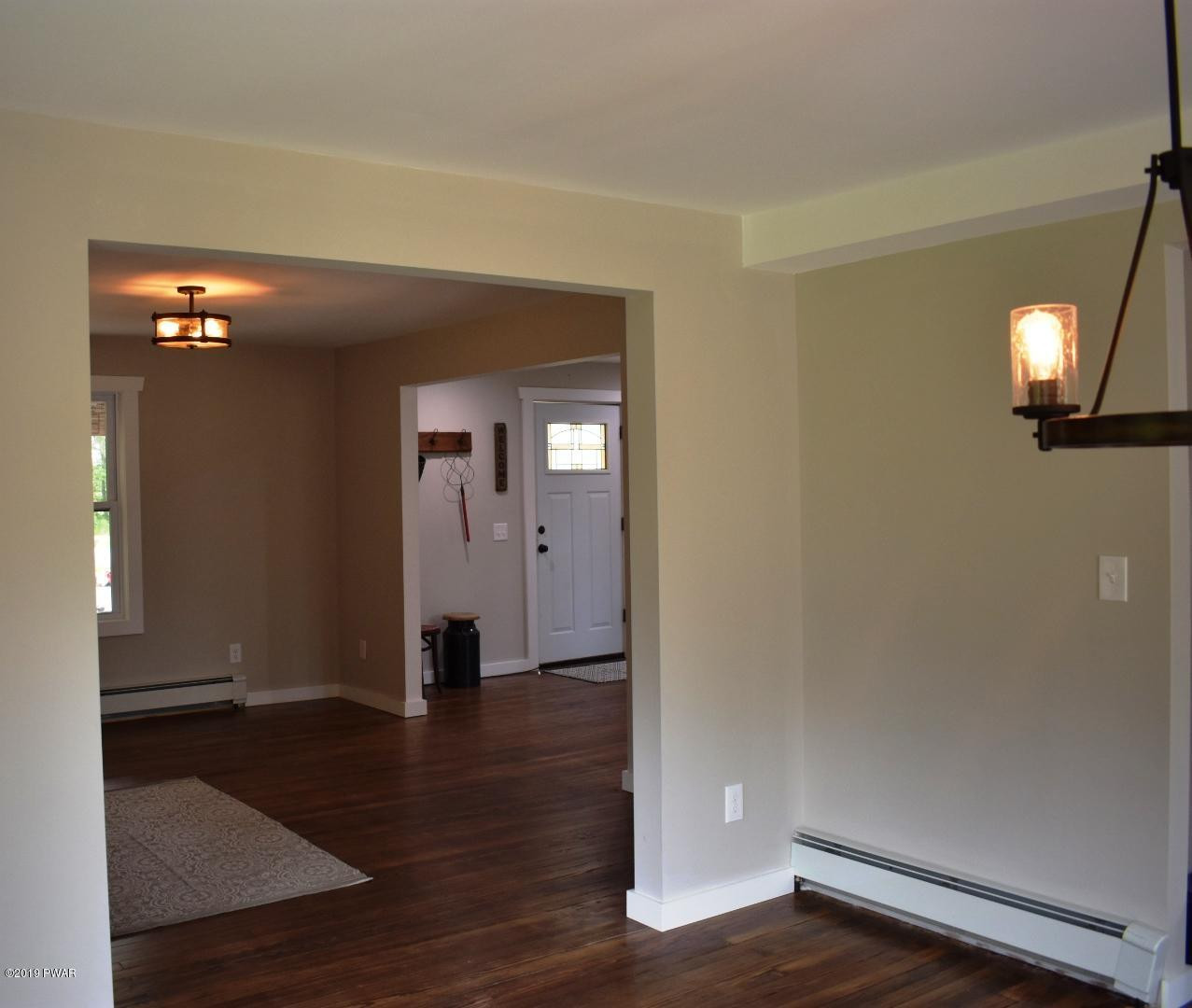316 Racht Road Honesdale, PA 18431 - Photo 17 of 51 LIVING ROOM