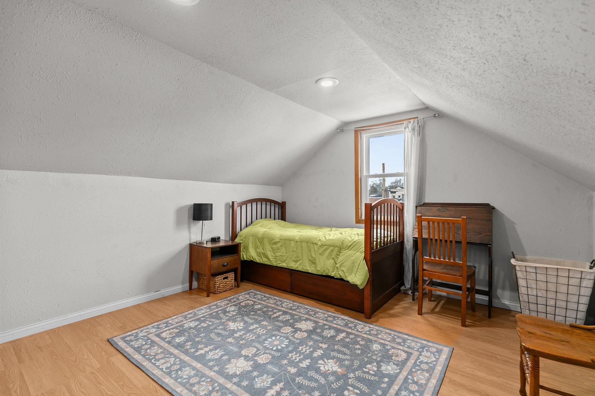 1009 Jefferson Street Oshkosh, WI 54901 - Photo 16 of 20