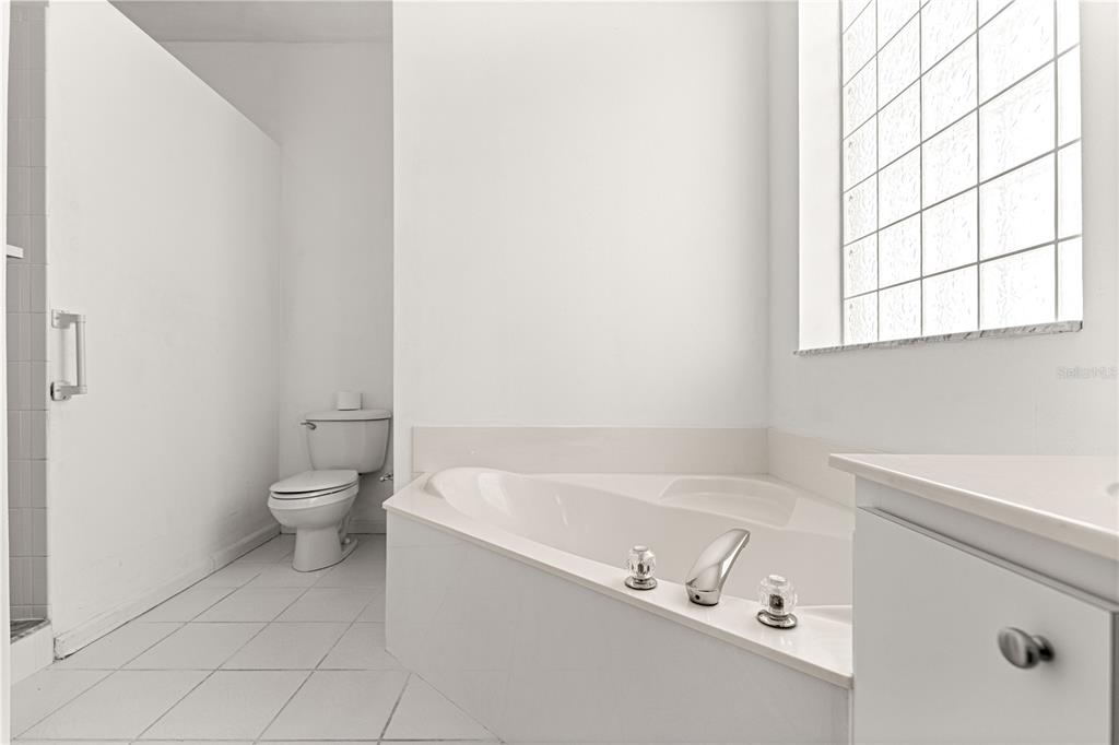 2380 Northwest 53rd Avenue Road Ocala, FL 34482 - Photo 5 of 45