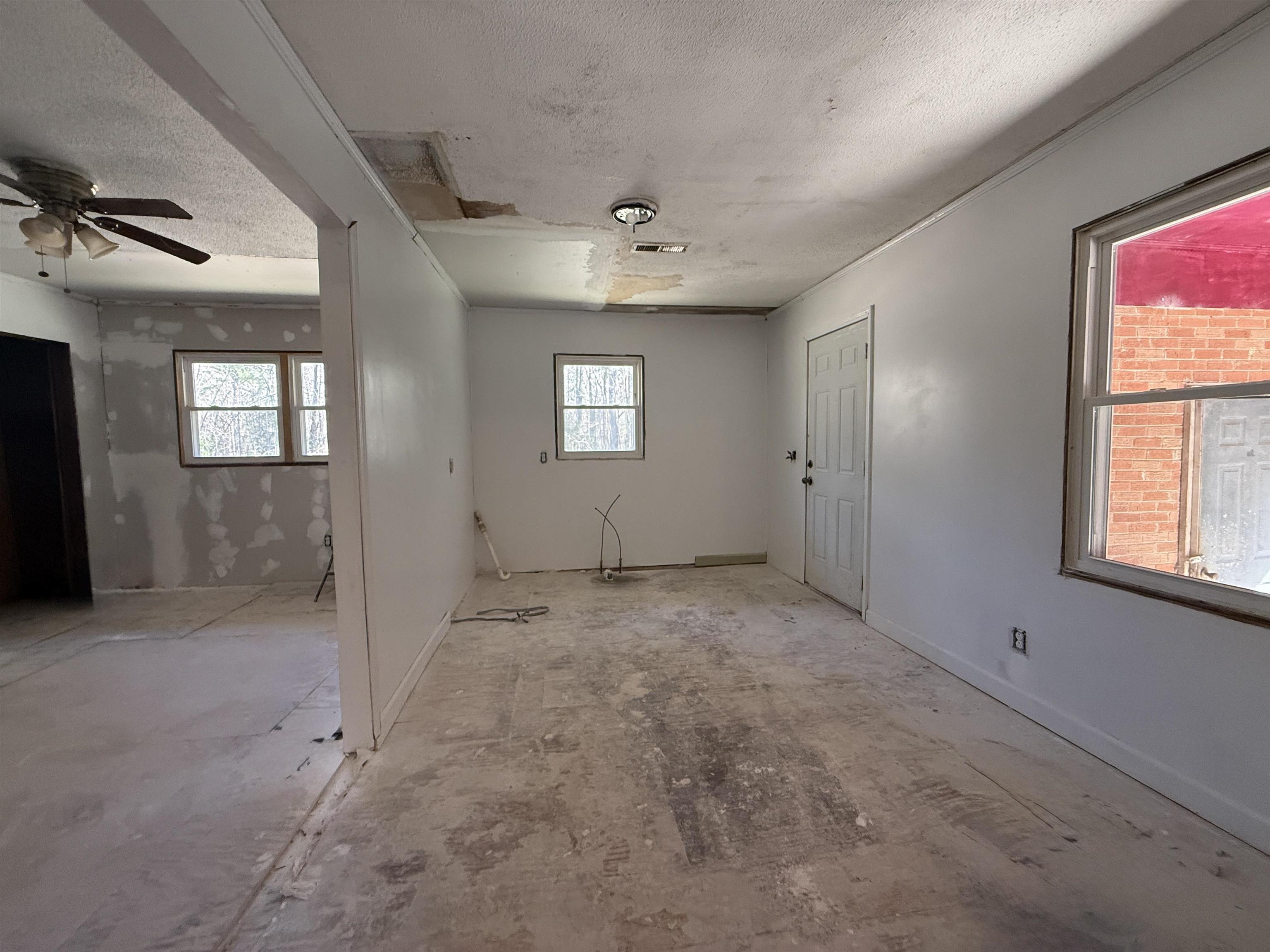 408 Eva Loop Salters, SC 29590 - Photo 4 of 17