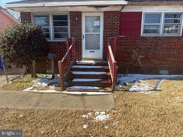 2441 Alder Street Norfolk, VA 23513 - Photo 3 of 11 a view of fountain in front of building
