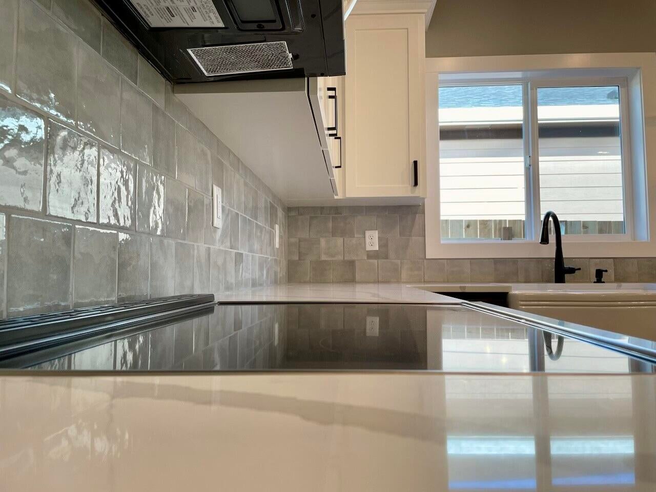 347 Randy Street Ashland, OR 97520 - Photo 13 of 36 Kitchen