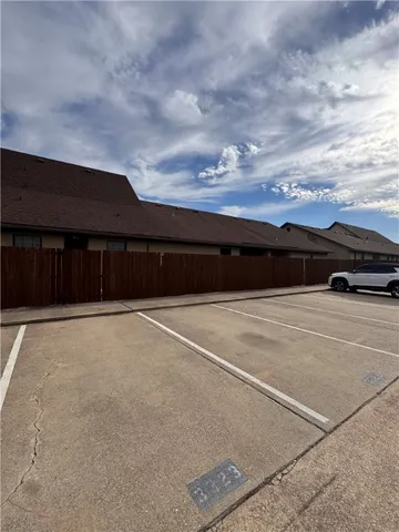 $550 | 3323 General Parkway, College Station, TX 77845