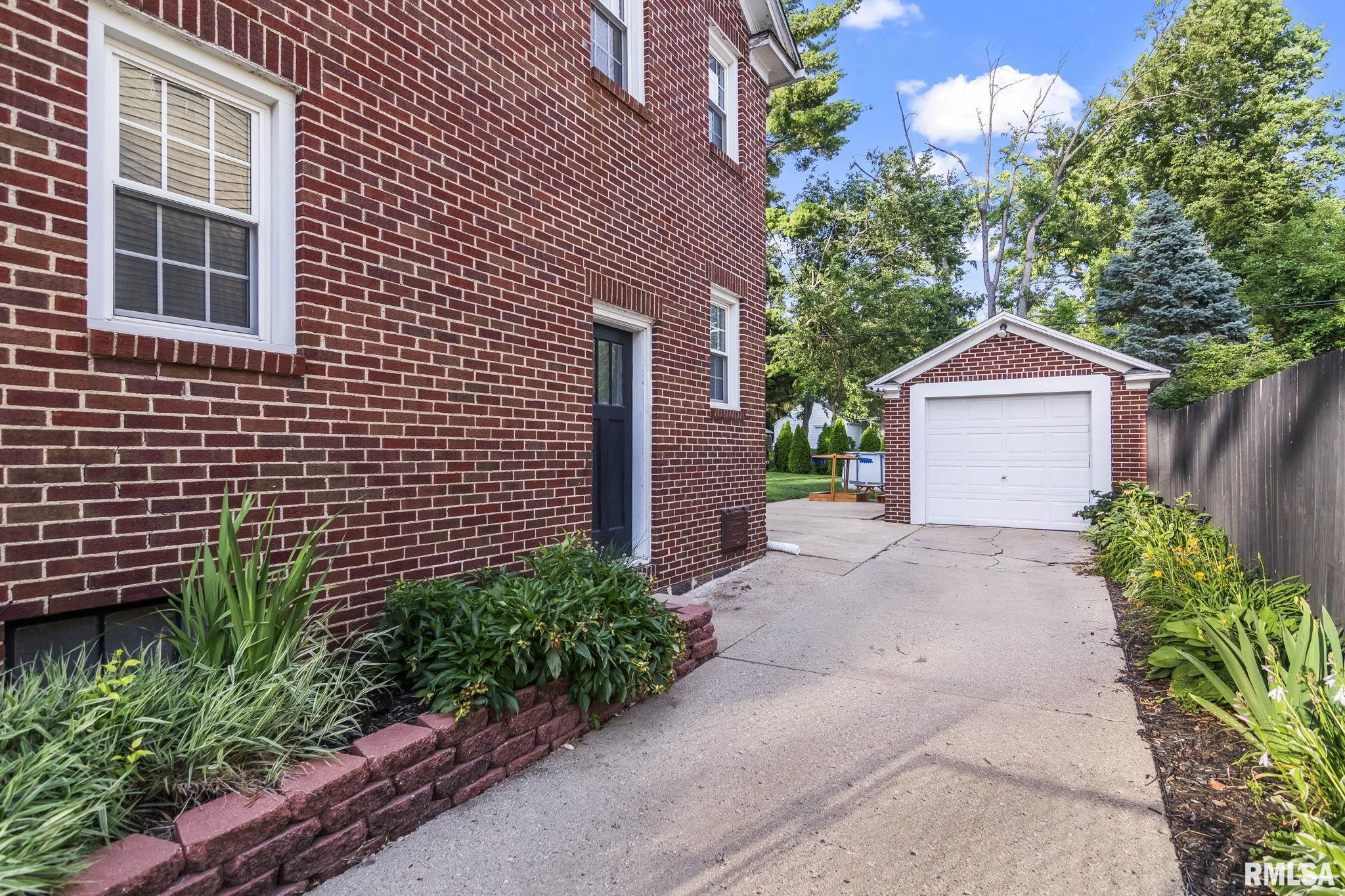 328 South Westlawn Avenue Decatur, IL 62522 - Photo 43 of 44