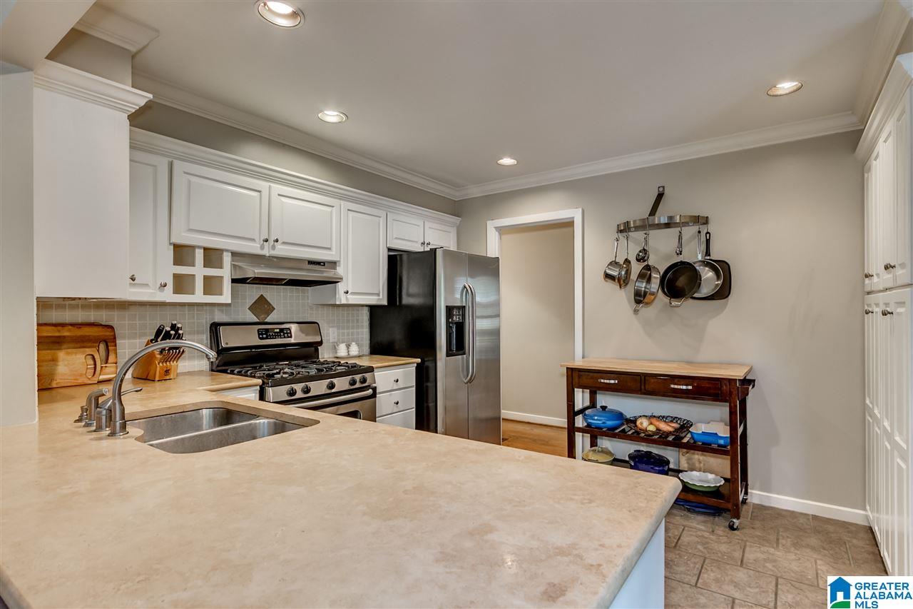 4204 MountainDale Road Birmingham, AL 35213 - Photo 9 of 27