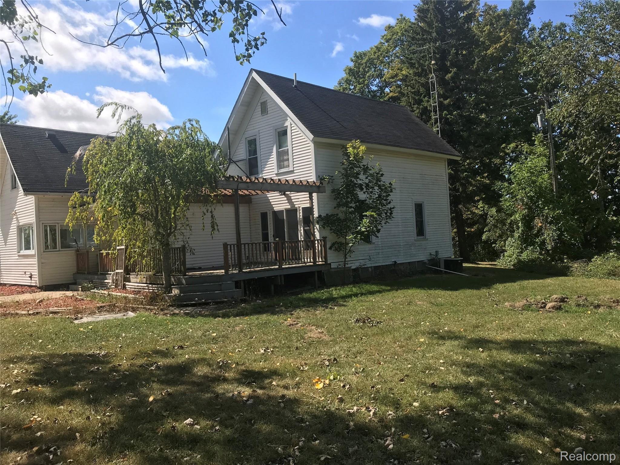 186 North Engle Road Imlay City, MI 48444 - Photo 3 of 8 IMG_0675.jpg