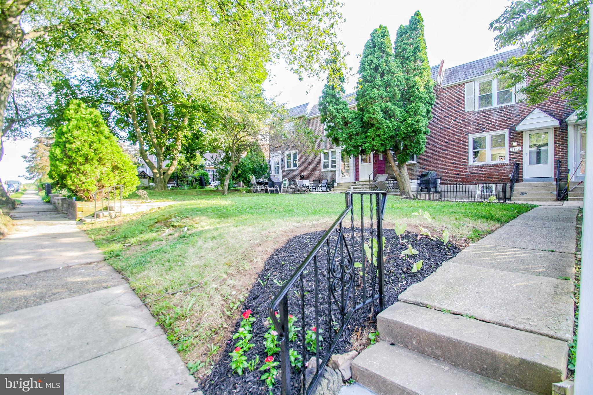 1832 Merribrook Road Philadelphia, PA 19151 - Photo 2 of 57 Gallery Image 2