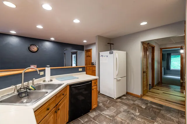 $529,900 | E11330 Allen Road, La Farge, WI 54639