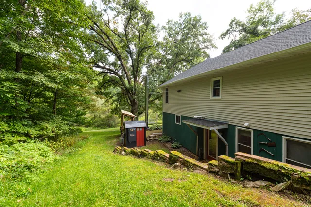 $529,900 | E11330 Allen Road, La Farge, WI 54639