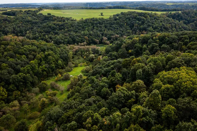 $529,900 | E11330 Allen Road, La Farge, WI 54639