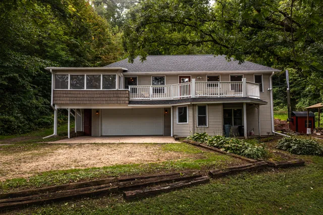 $529,900 | E11330 Allen Road, La Farge, WI 54639