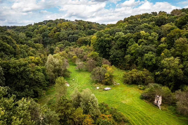 $529,900 | E11330 Allen Road, La Farge, WI 54639