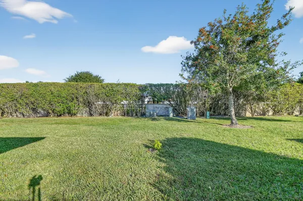 $1,850 | 374 Bennington Lane, Lake Worth, FL 33467