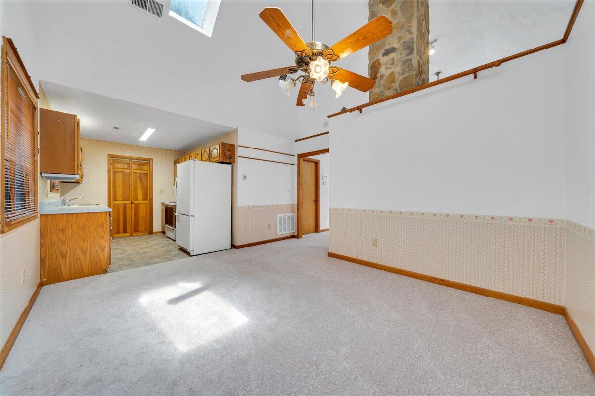 6505 Poage Valley Road Roanoke, VA 24018 - Photo 16 of 53 16-MIB05004