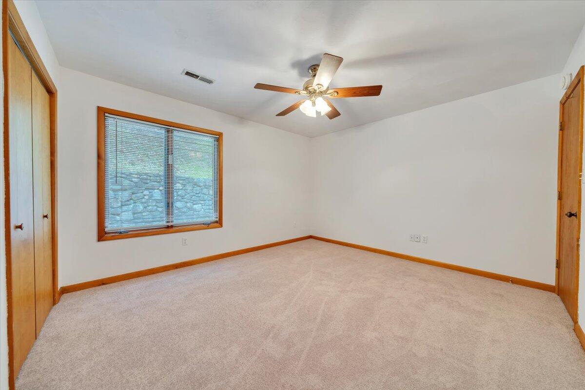 6505 Poage Valley Road Roanoke, VA 24018 - Photo 36 of 53 36-MIB05082