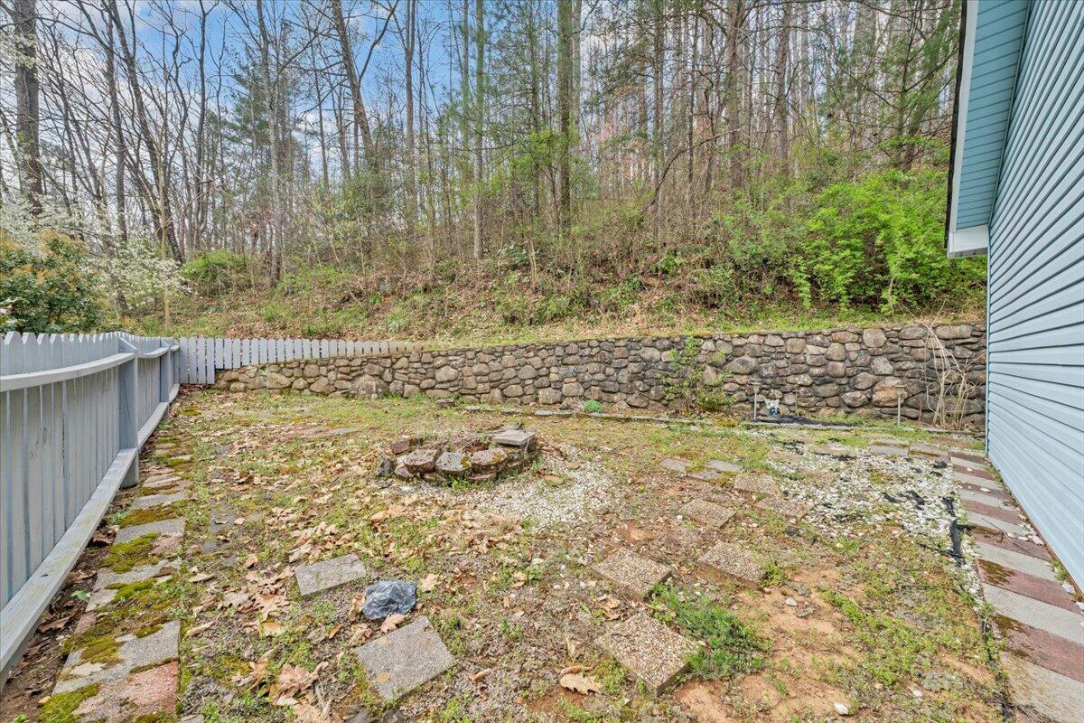 6505 Poage Valley Road Roanoke, VA 24018 - Photo 45 of 53 45-MIB05100