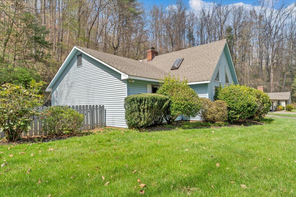 6505 Poage Valley Road Roanoke, VA 24018 - Photo 49 of 53 49-MIB05136