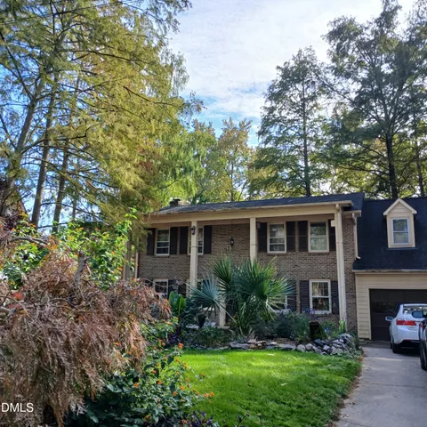 $659,900 | 409 Cottonwood Circle, Raleigh, NC 27609