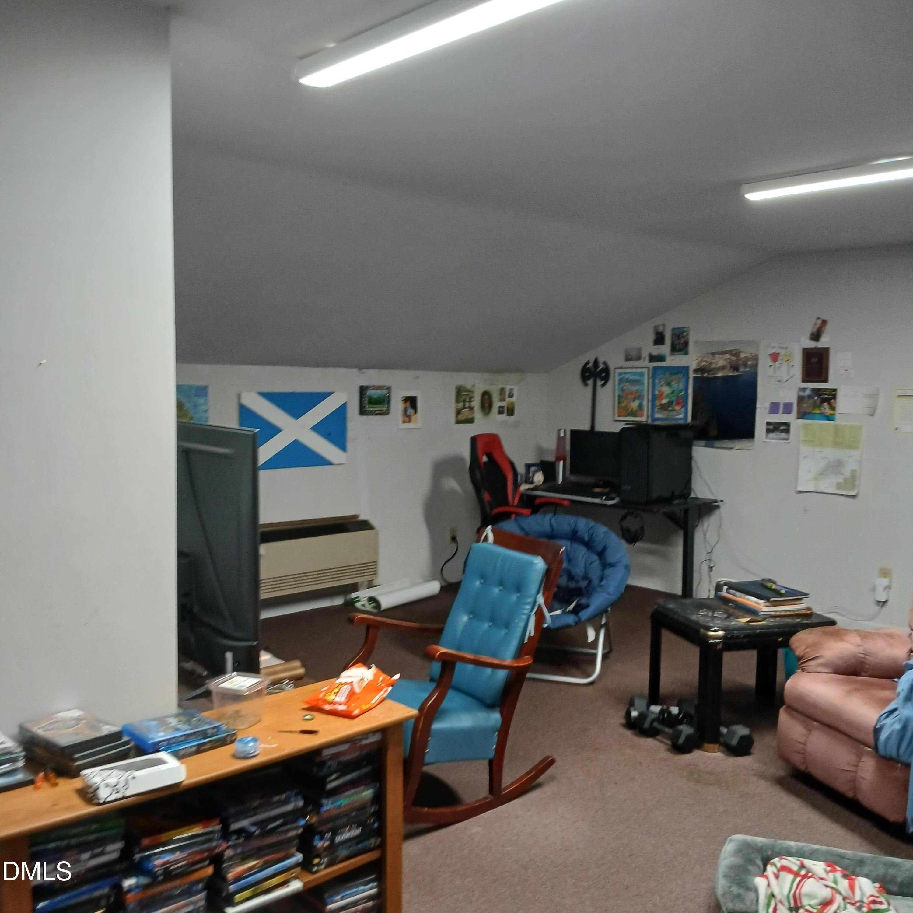 409 Cottonwood Circle Raleigh, NC 27609 - Photo 12 of 15 1000001560