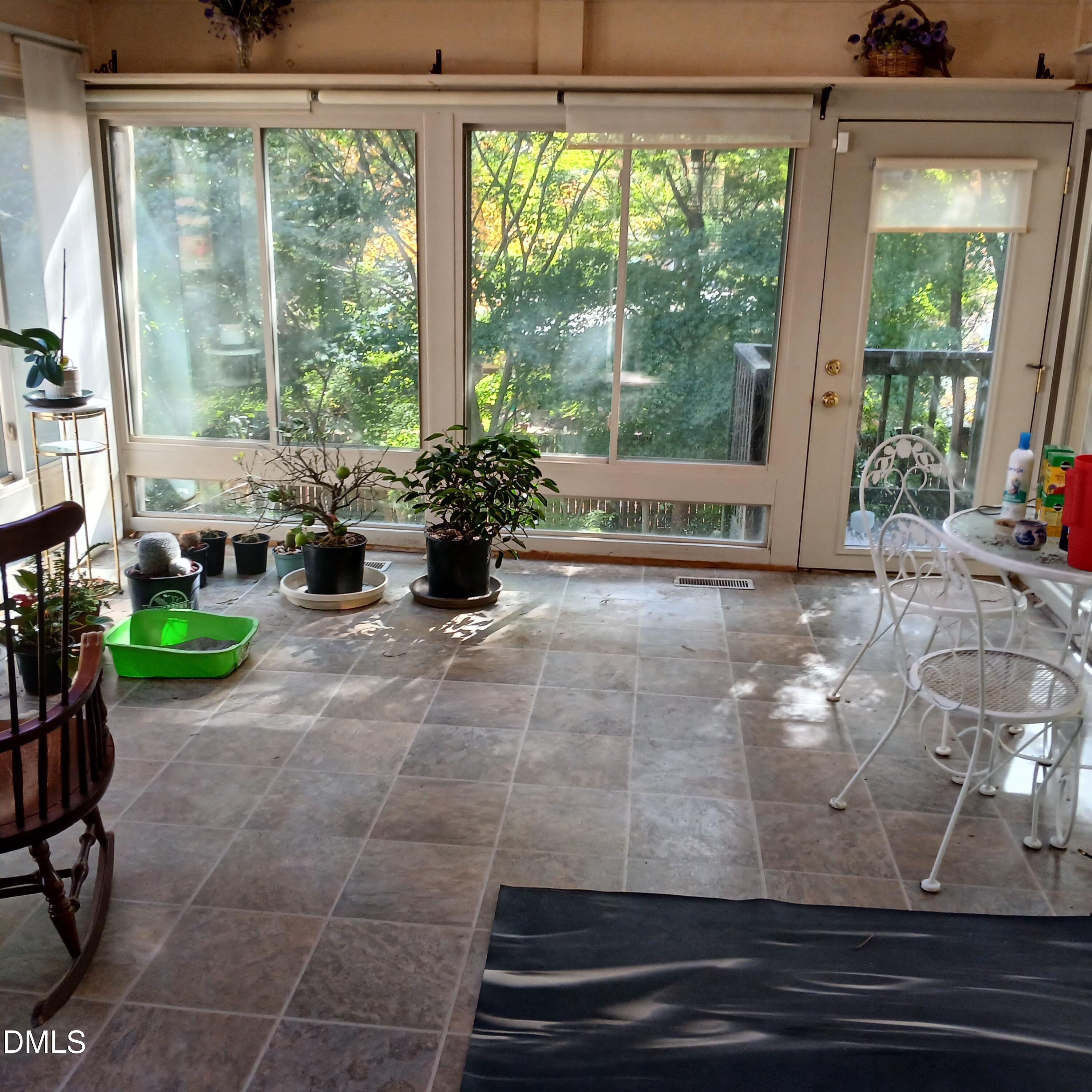 409 Cottonwood Circle Raleigh, NC 27609 - Photo 7 of 15 1000001570