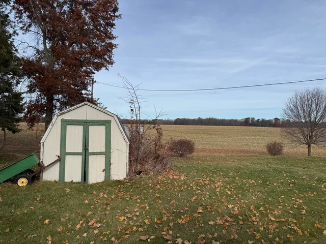 $199,900 | 10894 West Grand River Avenue, Lowell, MI 49331